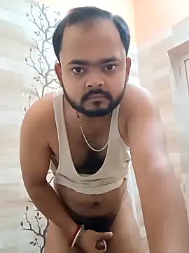 guavam65 online show from April 7, 8:42 pm