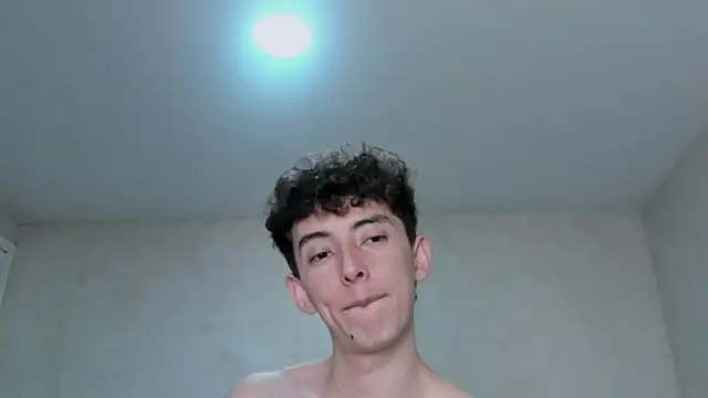 miketwink online show from November 8, 12:36 am