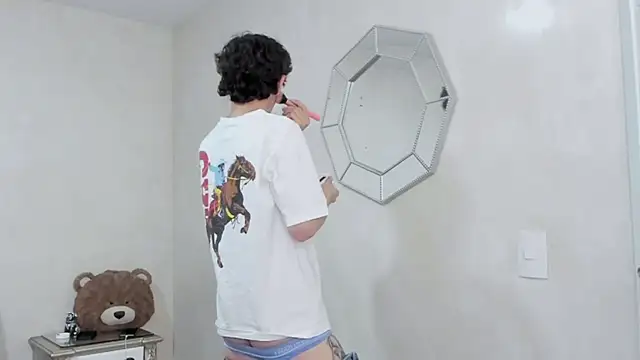 miketwink online show from February 7, 4:19 am