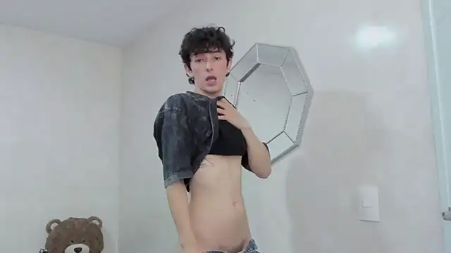 miketwink online show from February 6, 2:08 am