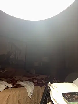 Snapshot of B3-Dindles chatting on March 12, 3:24 am B3-Dindles online show from March 12, 3:24 am