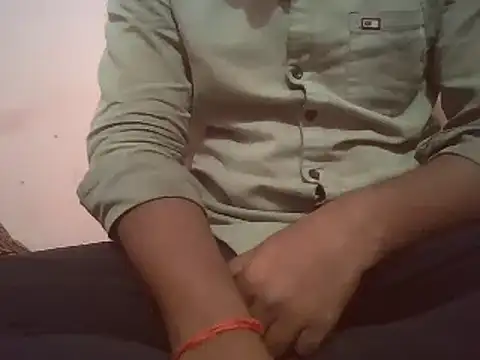 Snapshot of sanju_905 chatting on February 24, 7:08 pm sanju 905 online show from February 24, 7:08 pm