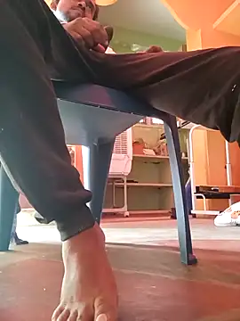 bigcock thick online show from April 15, 2:33 am