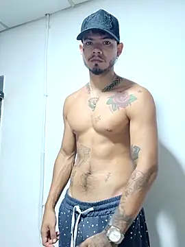 Niick01  online show from March 23, 4:51 am