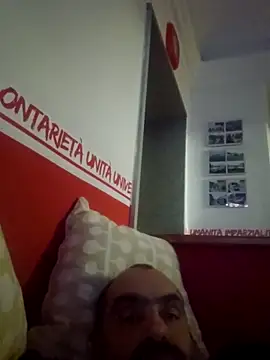 fuocovivo4 online show from February 17, 8:41 am