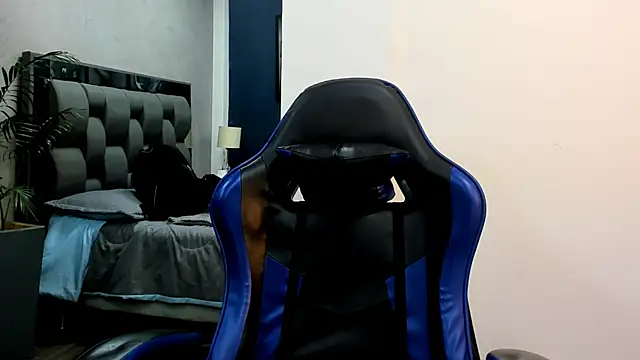 roan birkin online show from November 11, 8:47 pm