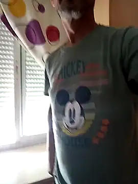 Snapshot of jonymoreno chatting on March 18, 2:06 pm jonymoreno online show from March 18, 2:06 pm