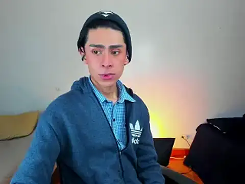 steve  gray online show from February 14, 2:02 pm