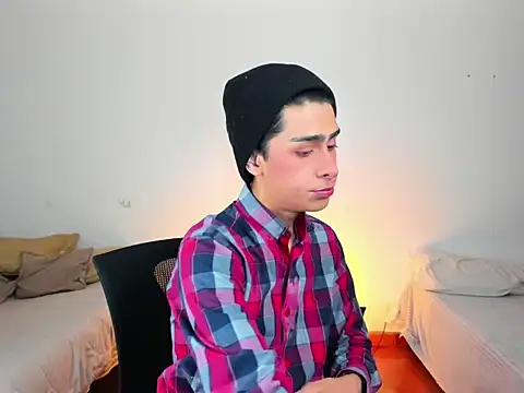 steve  gray online show from February 25, 2:00 pm