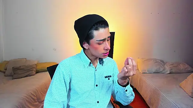 steve  gray online show from February 27, 6:53 pm