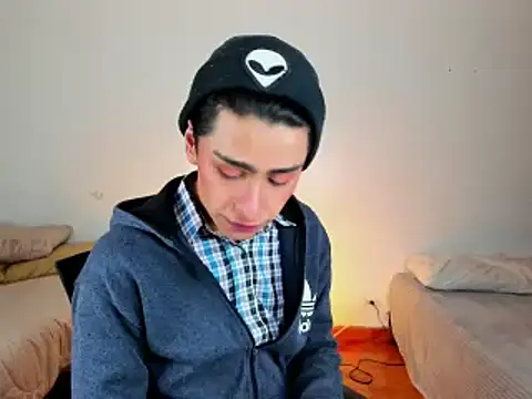 steve  gray online show from February 21, 3:21 pm