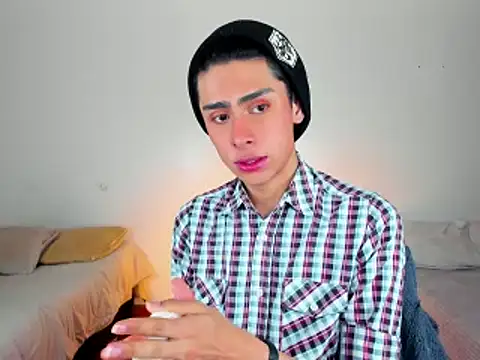 steve  gray online show from February 20, 3:19 pm