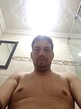 reyarturs13 online show from February 11, 4:55 am