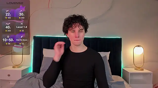 AdrianoAubert online show from February 26, 11:22 am