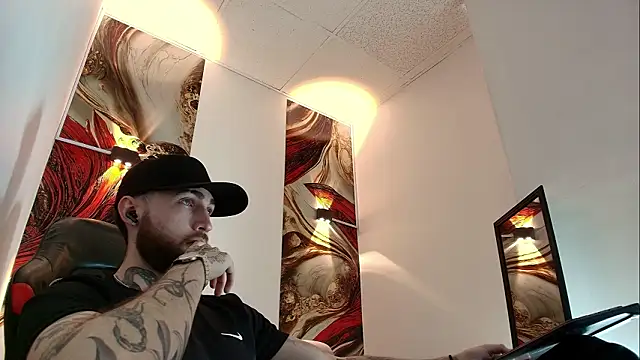 Luke davis01 online show from February 23, 1:13 pm