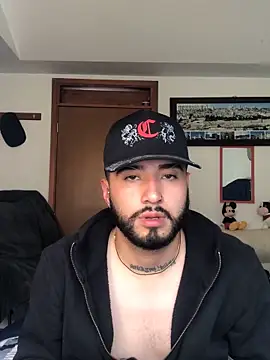 Noa Bonucci online show from February 20, 6:57 pm