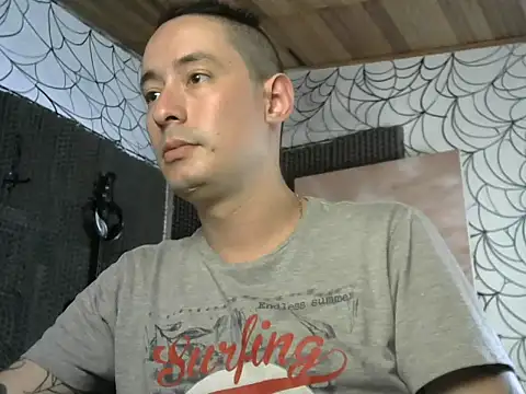 vampireathome online show from April 13, 6:41 pm