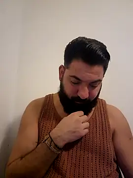 Snapshot of Armand66_ chatting on February 5, 9:40 pm Armand66  online show from February 5, 9:40 pm