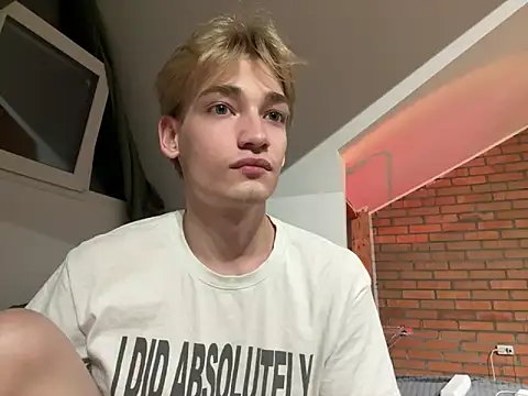 Julian wins online show from March 19, 8:11 pm