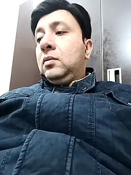 innocentboy1987 online show from February 15, 5:09 am