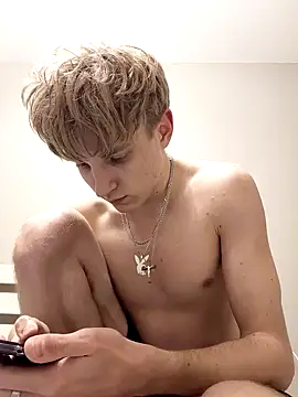 And25bn online show from October 25, 10:33 pm