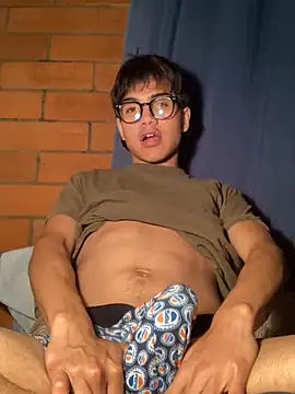 shadowsofgarden online show from March 18, 3:02 am