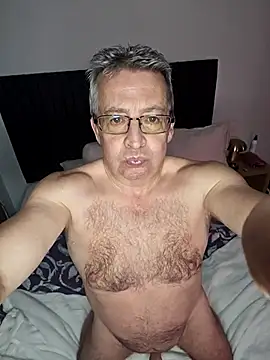 mann4u147 online show from March 18, 10:13 pm