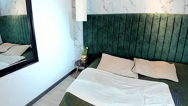 Georgina Palacios  online show from December 1, 3:53 am