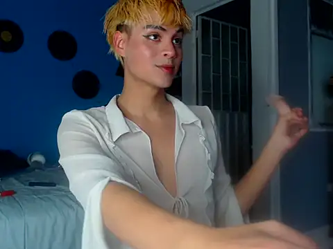 mchissexx online show from November 27, 7:28 pm