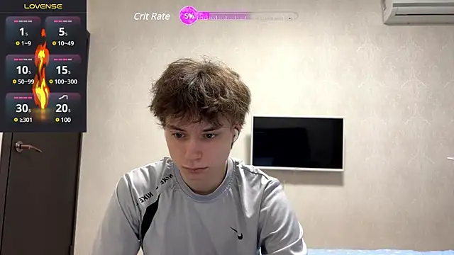 Snapshot of aronrodrigos chatting on March 8, 4:26 pm aronrodrigos online show from March 8, 4:26 pm
