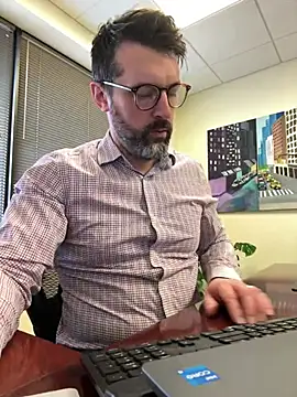 plaintreebull online show from March 2, 3:30 pm