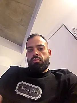 Snapshot of guccititi chatting on October 22, 10:08 am guccititi online show from October 22, 10:08 am