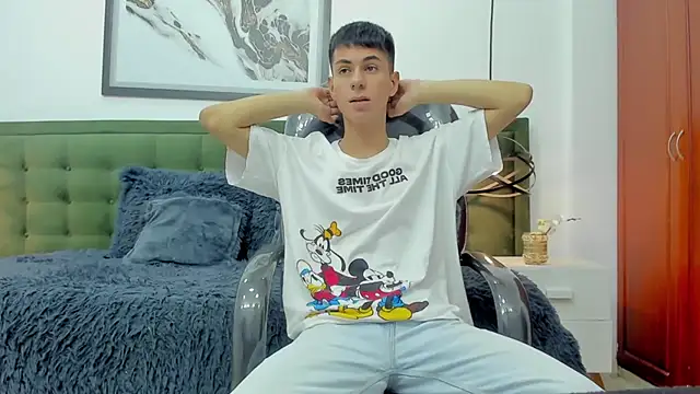 Johann sex online show from December 3, 5:30 pm