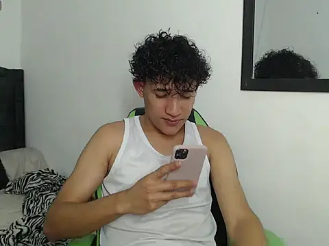 Boy coll online show from February 26, 5:53 am