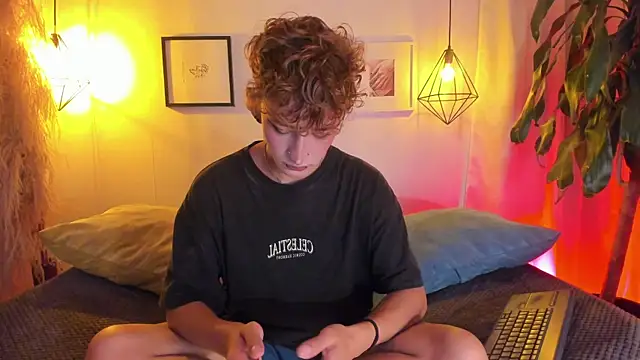 iiangel  online show from October 10, 4:06 am