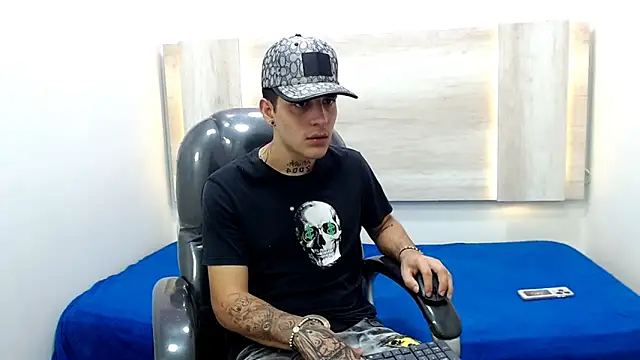 prankish boy online show from February 20, 5:12 am