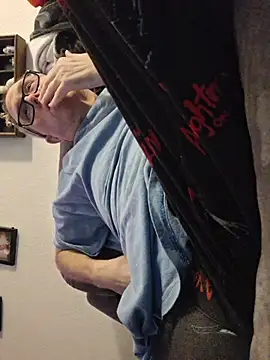 Smallone327 online show from April 6, 4:09 am