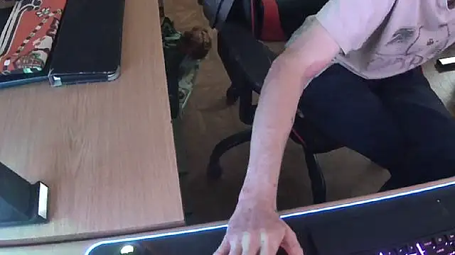 DerGeileLoveboy online show from September 14, 4:42 pm