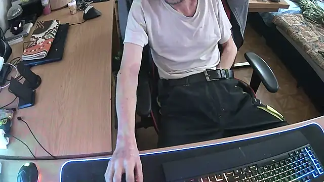 DerGeileLoveboy online show from September 23, 1:54 pm