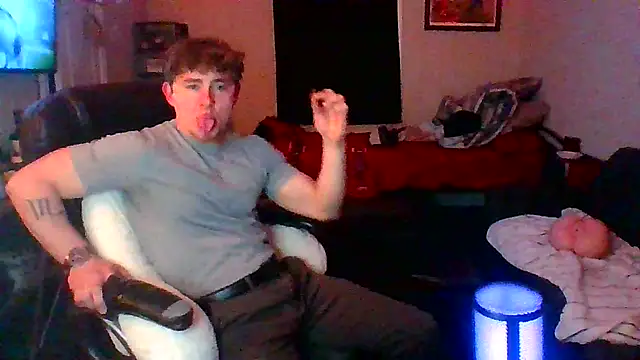 JCstrings online show from February 26, 5:42 am