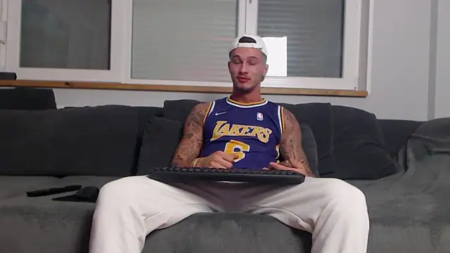 Zzedd online show from March 6, 5:43 pm