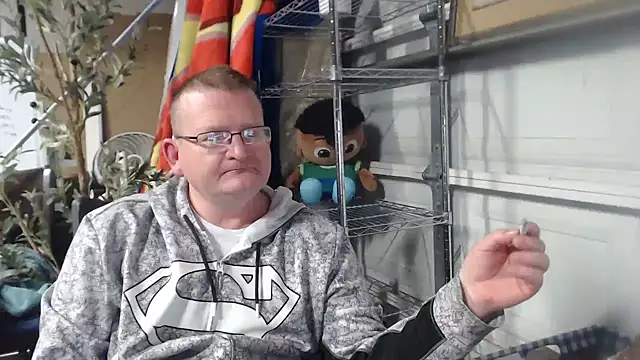 Randomoldguy615 online show from March 11, 12:11 am