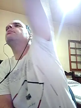 Jovissoares7ye online show from March 22, 2:49 am