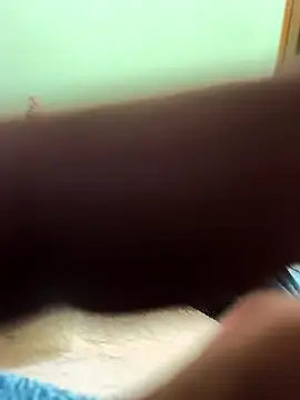 Snapshot of Andros1975 chatting on September 29, 11:22 pm Andros1975 online show from September 29, 11:22 pm