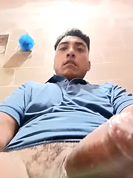 crisssalazar online show from April 26, 1:14 am