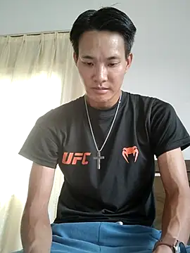 Dannyhobb online show from June 8, 8:04 am