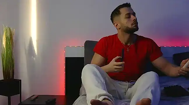 Snapshot of nicholasX1 chatting on March 14, 6:10 am nicholasX1 online show from March 14, 6:10 am