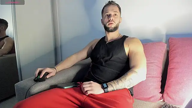 Snapshot of nicholasX1 chatting on October 14, 4:30 am nicholasX1 online show from October 14, 4:30 am