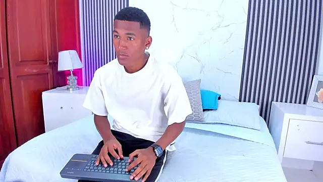 LexiAndDeker online show from October 8, 5:28 pm