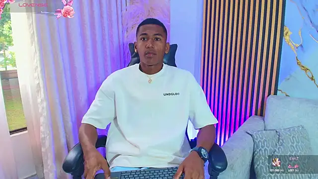 LexiAndDeker online show from October 10, 3:50 pm